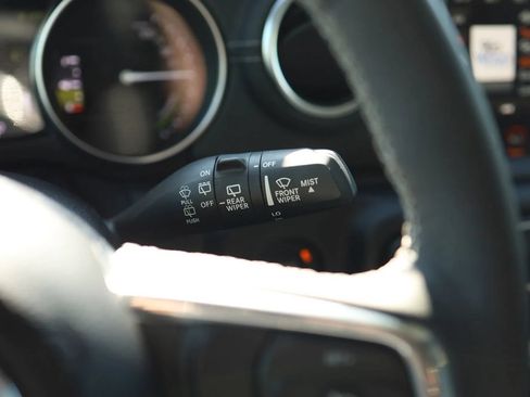 Used 2023 Jeep Wrangler Unlimited Sahara w/ Cold Weather Group AWD/4WD image 24