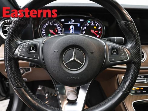 Used 2018 Mercedes-Benz E 300 4MATIC image 10