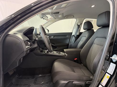 Used 2025 Honda Civic LX image 9