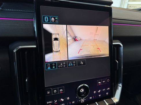 Certified 2024 GMC Acadia Denali w/ Super Cruise Package image 21