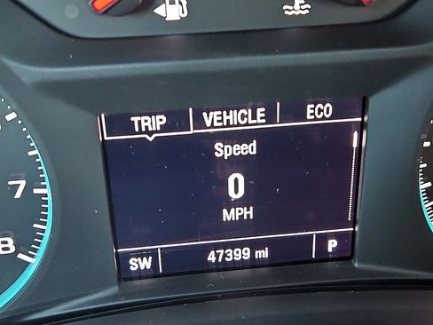 Certified 2024 Chevrolet Equinox LS w/ Midnight Edition image 24