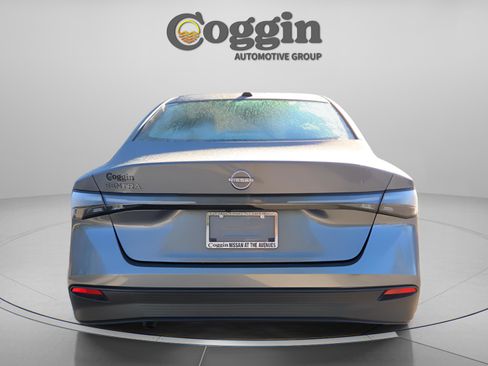New 2026 Nissan Sentra SV w/ SV Convenience Package FWD image 5