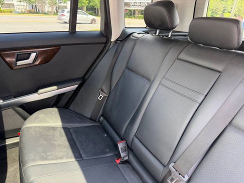 Used 2015 Mercedes-Benz GLK 350 4MATIC w/ Premium 1 Package image 29