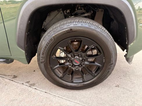 Used 2022 Toyota Tundra SR5 AWD/4WD image 34