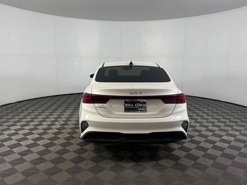 Used 2023 Kia Forte LXS FWD image 9
