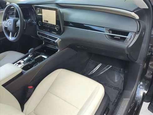 Used 2024 Lexus RX 350 FWD w/ Technology Package image 22