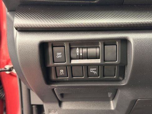 Used 2019 Subaru Crosstrek 2.0i Premium image 17