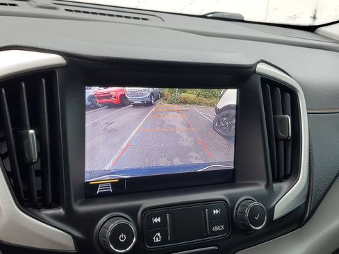Used 2020 GMC Terrain SLT w/ Preferred Package FWD image 21