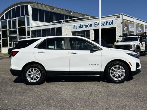 Used 2024 Chevrolet Equinox LS image 11