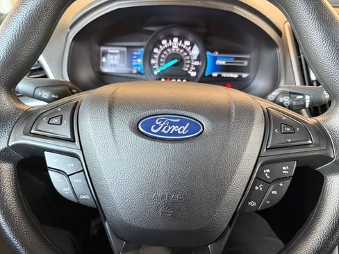 Used 2024 Ford Edge SE AWD/4WD image 10