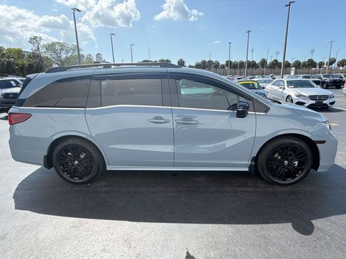 Used 2026 Honda Odyssey Sport-L image 7