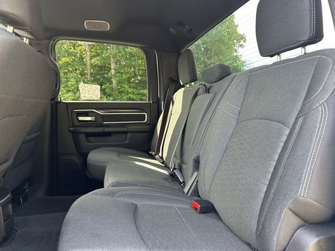 Certified 2025 RAM 2500 Big Horn AWD/4WD image 20