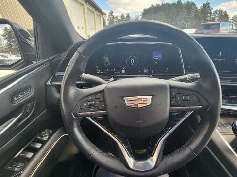 Used 2022 Cadillac Escalade Sport w/ Touring Package AWD/4WD image 12