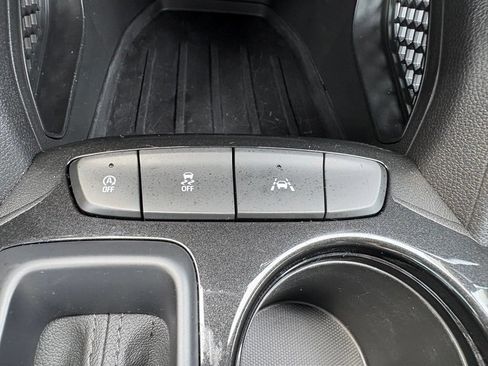 Used 2023 Chevrolet TrailBlazer LT FWD image 4