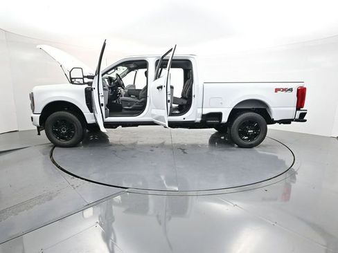 New 2026 Ford F250 4x4 Crew Cab Super Duty image 37