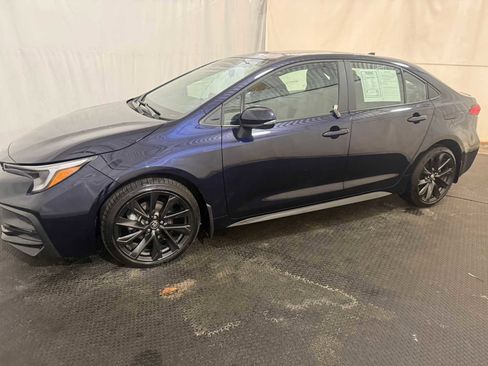 Certified 2023 Toyota Corolla SE w/ Carpet Mat Package (TMS) image 2
