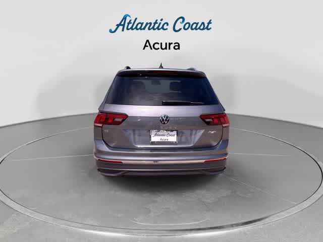 Used 2024 Volkswagen Tiguan SE FWD image 7