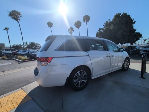 Used 2016 Honda Odyssey Touring Elite image 26