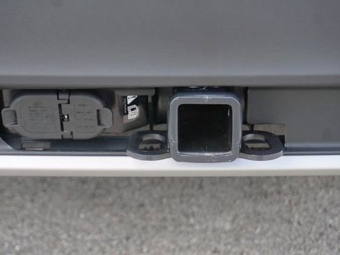 New 2026 Ford Explorer Platinum image 12