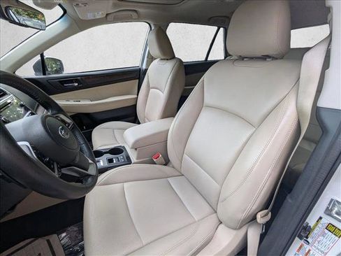 Used 2019 Subaru Outback 2.5i Limited AWD/4WD image 10
