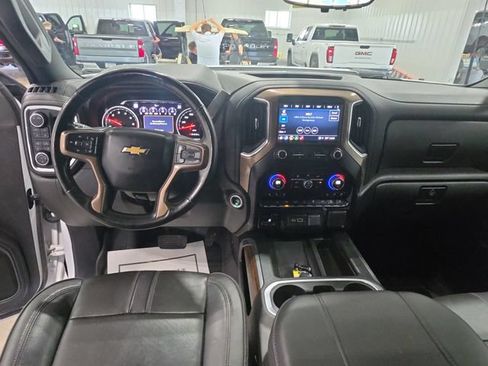 Used 2023 Chevrolet Silverado 2500 High Country w/ Z71 Off-Road Package AWD/4WD image 9