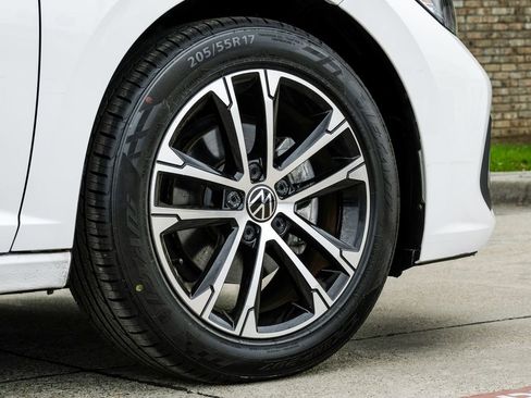 Used 2022 Volkswagen Jetta Sport image 63