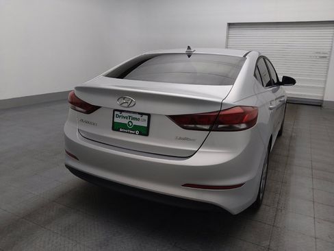 Used 2018 Hyundai Elantra Limited FWD image 7