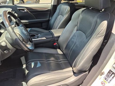 Used 2018 Lexus RX 350L Luxury w/ Cold Area Package (CT) FWD image 11