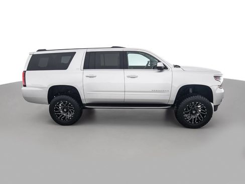Used 2016 Chevrolet Suburban LTZ AWD/4WD image 4