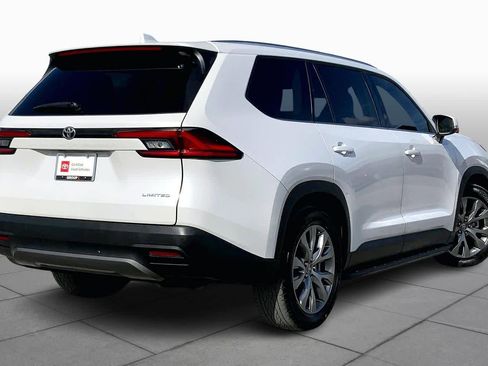 Certified 2024 Toyota Grand Highlander Limited image 13