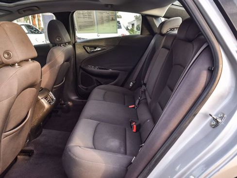 Used 2022 Chevrolet Malibu LT image 18