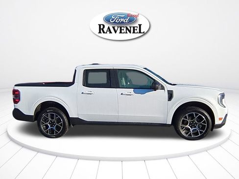 New 2025 Ford Maverick Lariat image 3