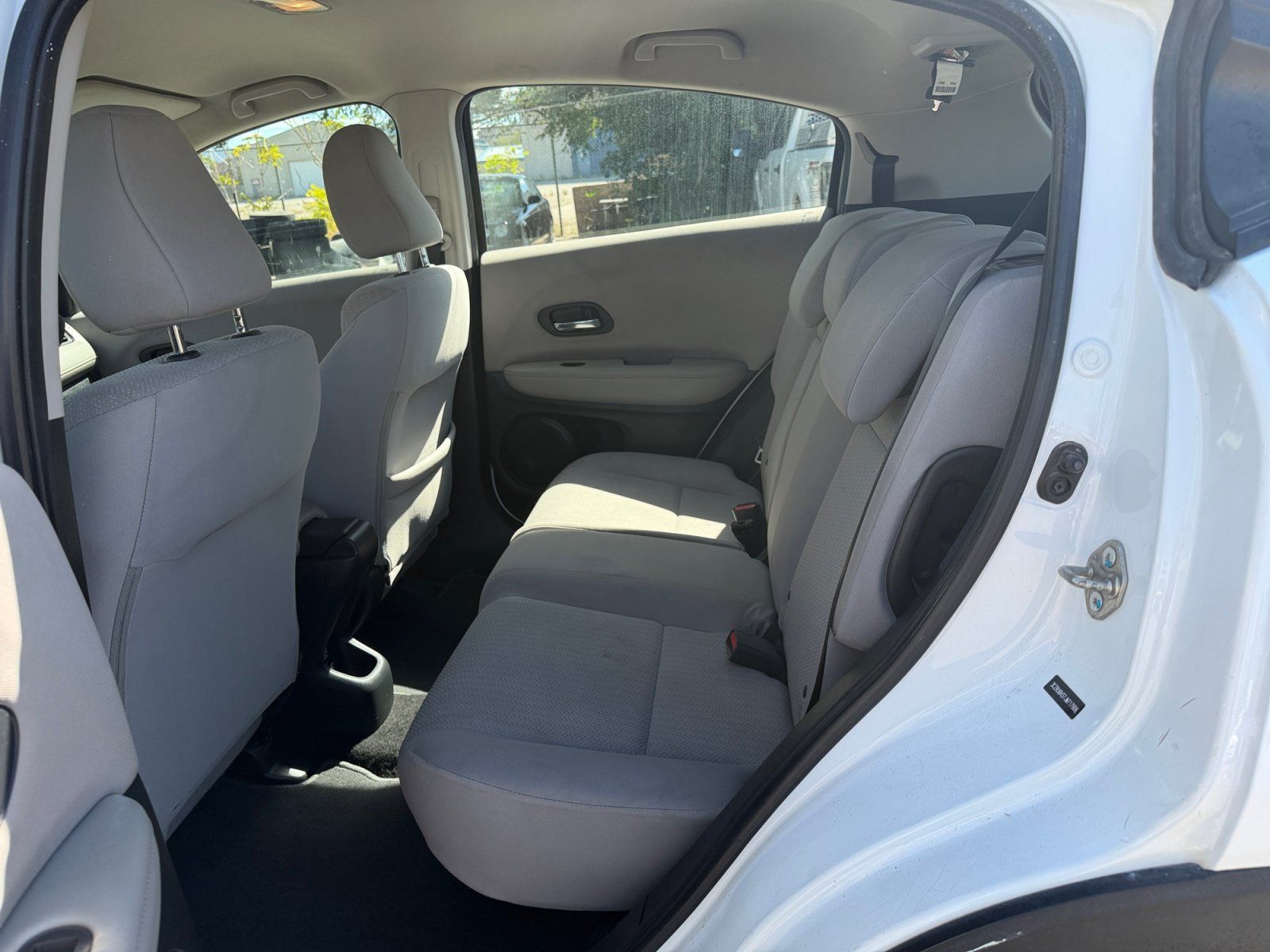 Used 2018 Honda HR-V LX image 24