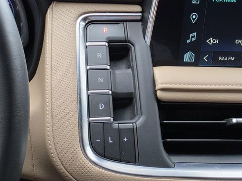 Used 2023 Chevrolet Tahoe Premier RWD image 37