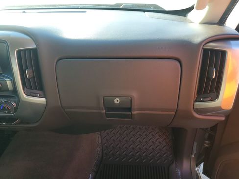 Used 2017 Chevrolet Silverado 1500 LT w/ All Star Edition image 34