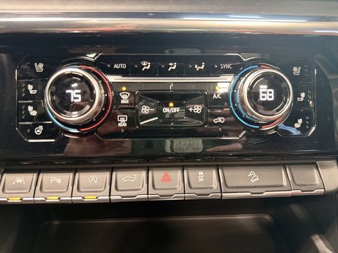 Used 2025 GMC Sierra 1500 Denali Ultimate image 46