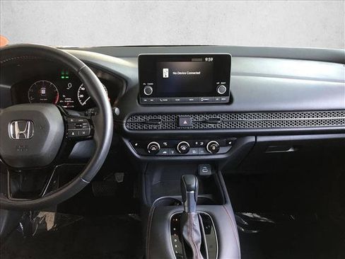Used 2025 Honda HR-V Sport image 16