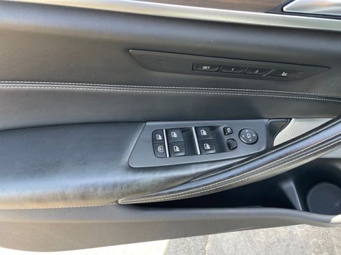 Used 2018 BMW M550i xDrive image 14