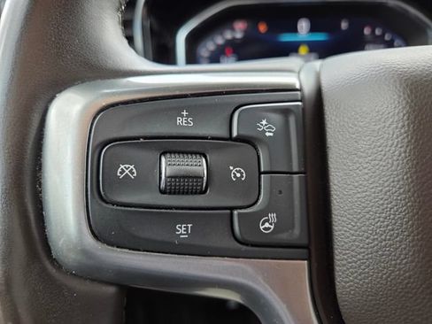 Used 2025 Chevrolet Silverado 1500 LT AWD/4WD image 18