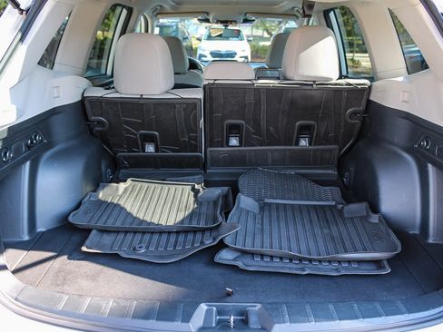 Certified 2023 Subaru Forester Premium AWD/4WD image 26