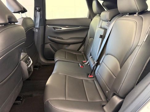 Used 2023 INFINITI QX50 Sport FWD image 18