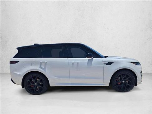 Used 2024 Land Rover Range Rover Sport Dynamic SE AWD/4WD image 3