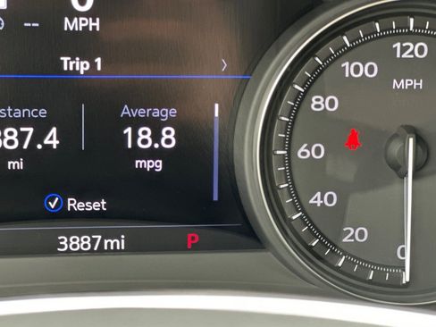 Used 2025 Cadillac XT5 Premium Luxury w/ Technology Package image 36