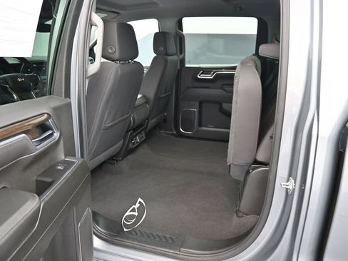 Used 2025 Chevrolet Silverado 1500 LT RWD image 14
