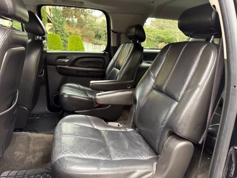 Used 2009 GMC Yukon XL Denali image 21