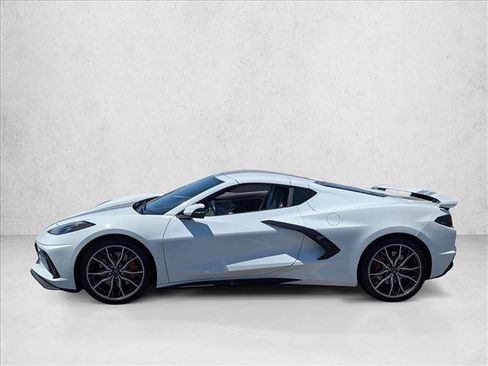 Used 2025 Chevrolet Corvette Stingray Preferred Cpe w/ Z51 Performance Package RWD image 8