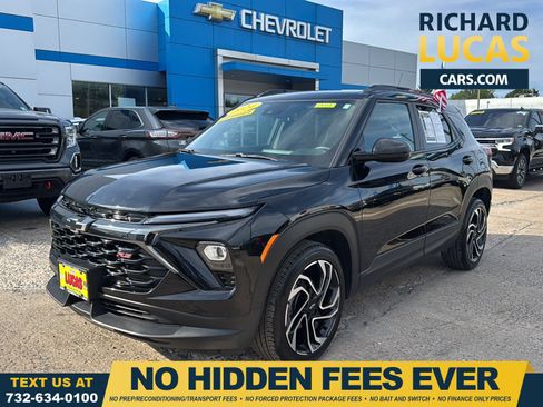 Used 2024 Chevrolet TrailBlazer RS w/ Convenience Package AWD/4WD image 1