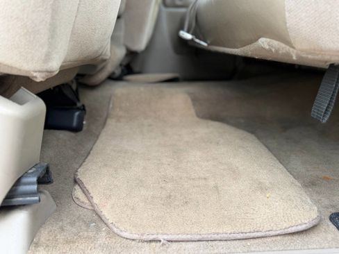 Used 2001 GMC Sierra 2500 SLE w/ Off-Road Skid Plate Pkg image 7