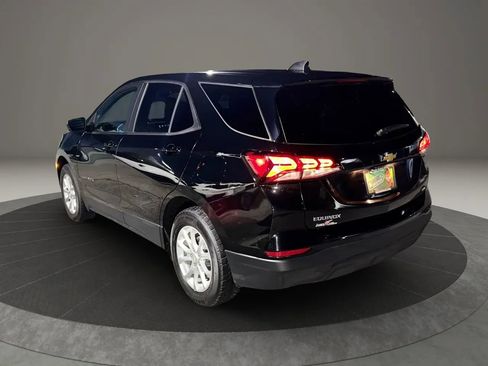 Used 2022 Chevrolet Equinox LS w/ LS Convenience Package image 10