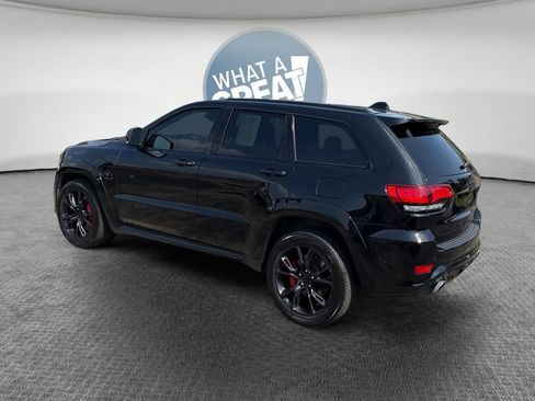Used 2018 Jeep Grand Cherokee SRT AWD/4WD image 6